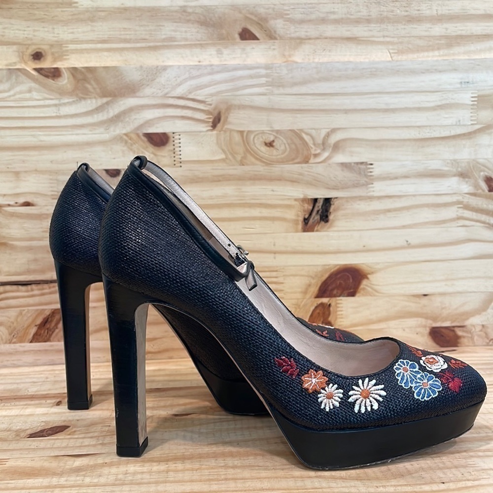 L.K Bennett Sunset Raffia Floral Size 40/9